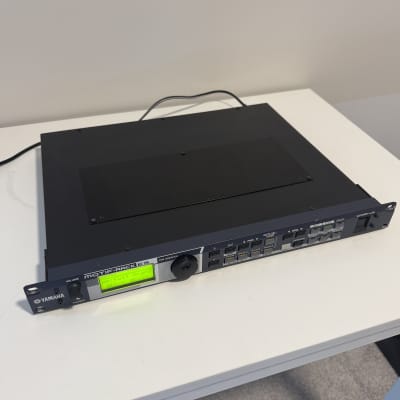 Yamaha Motif ES Rack Tone Generator 2000s Gray