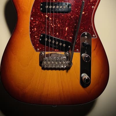 G&L USA Fullerton Deluxe ASAT Special with Maple Fretboard 2017 - Present - 3-Tone Sunburst image 1