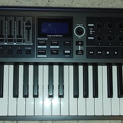 Novation Impulse 61 MIDI Keyboard Controller 2011 - Present - Gray