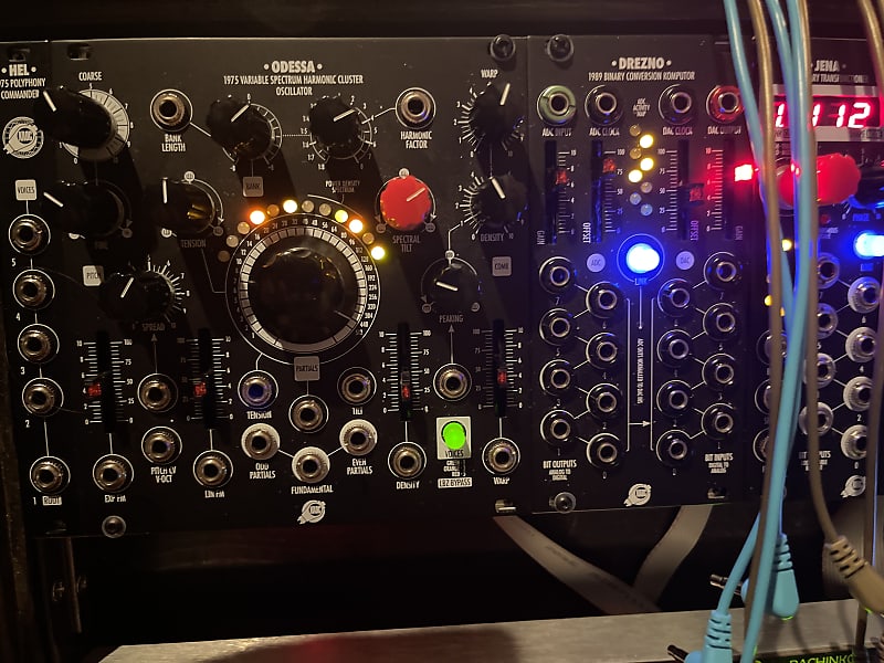 Odessa Xaoc devices / Silver&Black panel