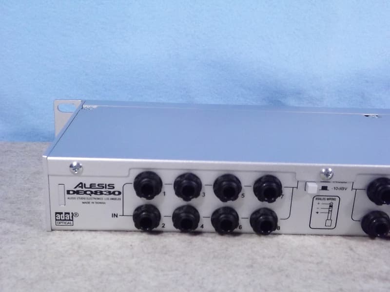 Alesis DEQ830 8-channel 30-band Digital EQ | Reverb Alesis DEQ830 8-channel 30-band Digital EQ | Reverb