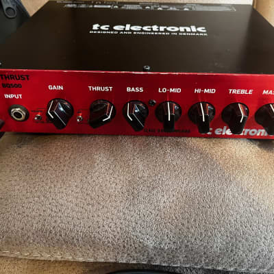  TC Electronic THRUST BQ250 250 Watt Portable Bass Head