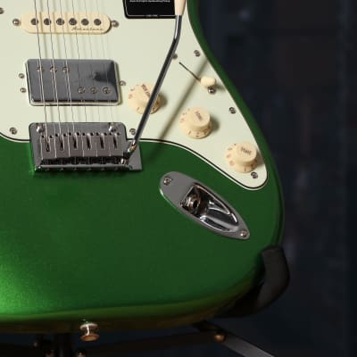 Fender Player Plus Stratocaster HSS, Maple Fingerboard, Cosmic Jade image 5
