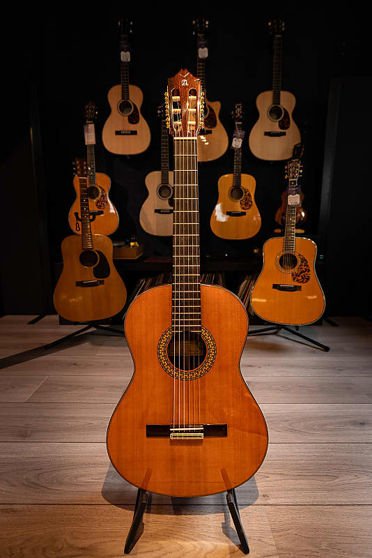 Alhambra 9P classical guitar + case 2022 image 1
