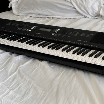 Yamaha PSR-EW300 76-Key Portable Keyboard | Reverb