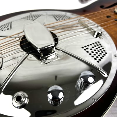 Royall Royall SB Flame Maple Parlorator Resonator Guitar With Smokeburst Finish image 9