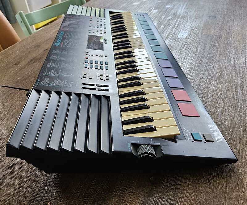 YAMAHA PSS-780 ヤマハ　シンセサイザー Yamaha PSS-780