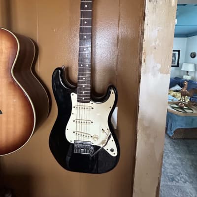 Fender Stratocaster 1983 - Black image 9