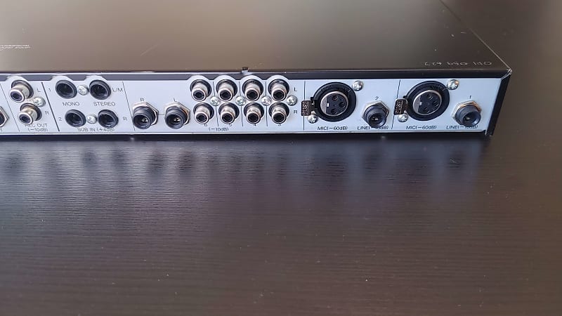 ＴＯＡ　STEREO MIXER M-243 TOA Rack-Mountable Stereo Mixer - M-243