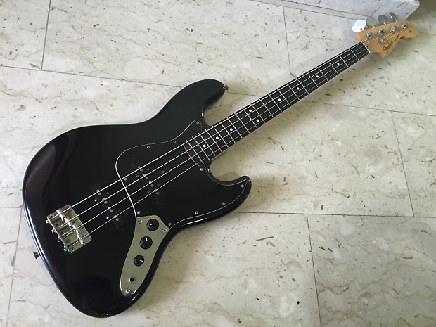 All black sale jazz bass