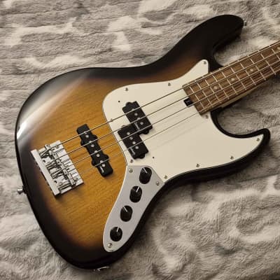 1989 Charvel by Jackson Soloist SLB-125 Neck Through PJ Bass Black