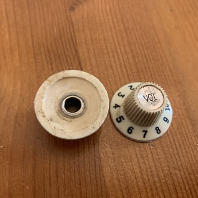Fender Jazzmaster witch hat knobs 1964 1965 image 2