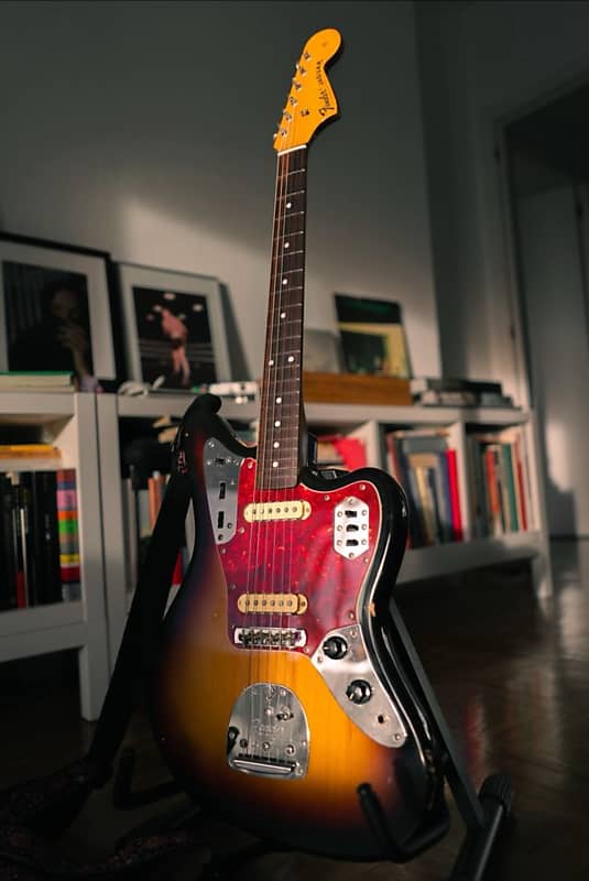 Fender Jaguar サンバースト　JG66-85 1999 Fender Japan Jaguar JG66-85 '62 Reissue 3-Tone Sunburst