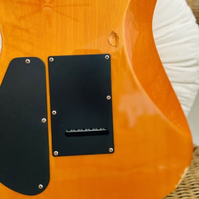 Jackson JS Series JS20 Dinky 2003 - 2004 - Amber Sunburst image 9
