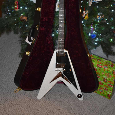 Gibson '58 Flying V 2021 Cookies and Cream 1 of 1 image 9