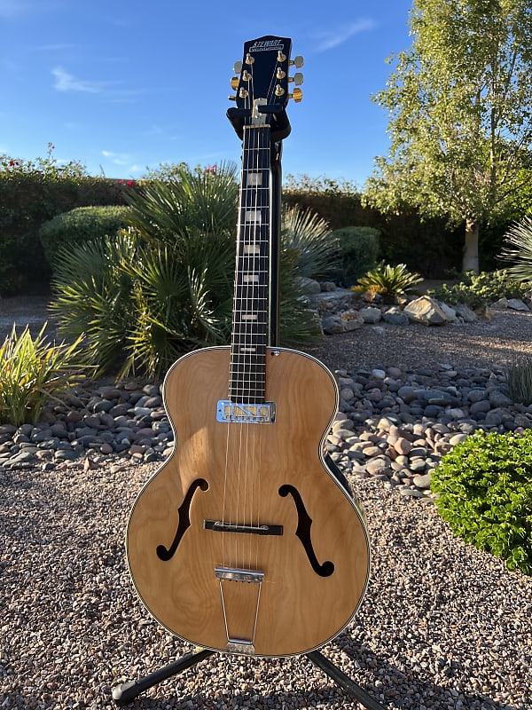 Stewart Wonder-tone SD-13 , vintage 1958 Yellow Burst