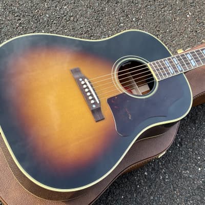 良品Gibson Southern Jumbo J-45 上位モデル LR Baggs iBeam ピックアップ付き ギブソン