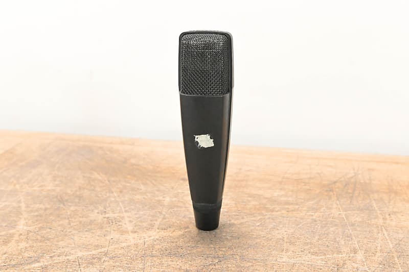 Sennheiser MD 421-II Cardioid Dynamic Microphone CG01H8Y image 1