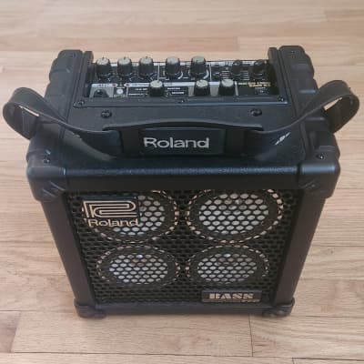 Roland Micro Cube Bass RX 2x2.5-Watt 4x4