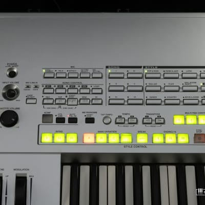 Yamaha Tyros Digital Worskstation Synthesizer (1st gen) image 2