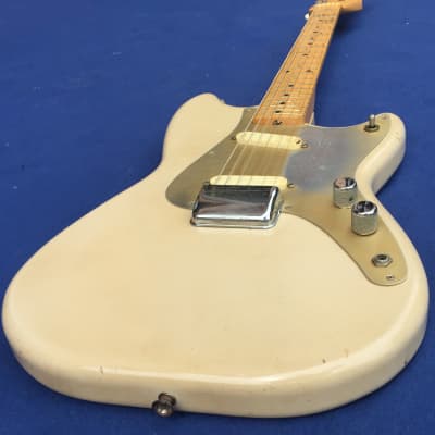 Fender Duo-Sonic 1957 Desert Sun image 8