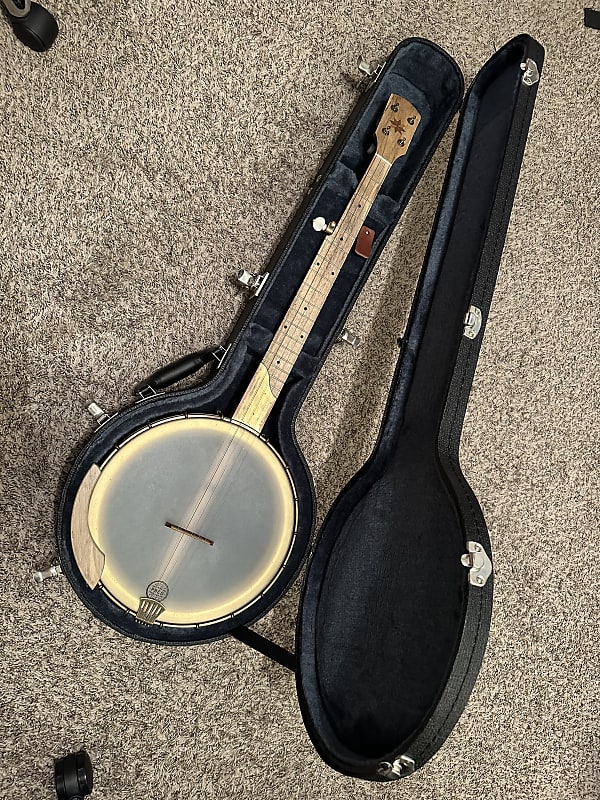 Pisgah Builder's Choice Dobson Open Back Banjo with TKL hard Reverb