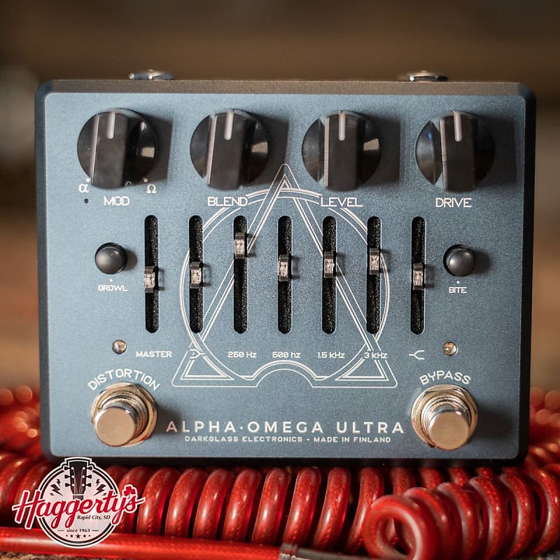 Darkglass Alpha Omega Ultra V2 Bass Preamp Bass Pedal with Aux In image 1