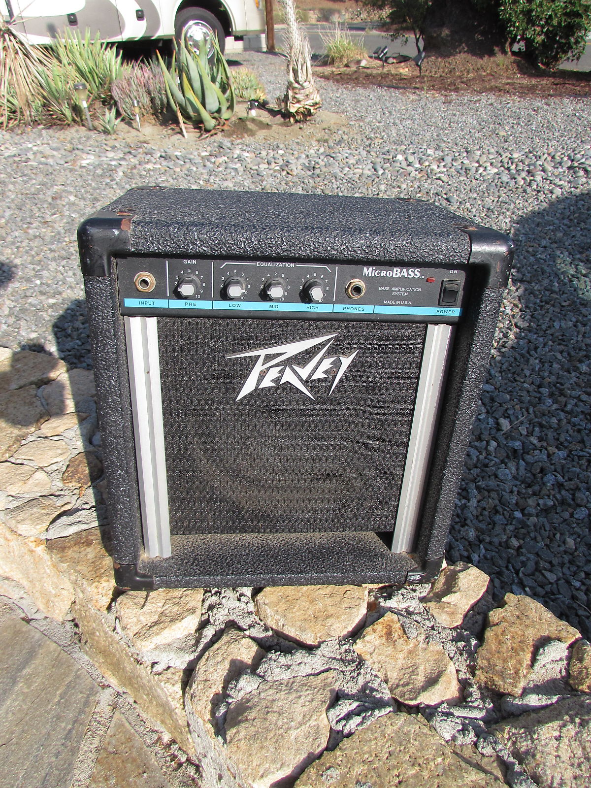 Peavey MicroBass 20 Watt 1x8 Bass Practice Amp Reverb