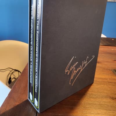 Ervin Somogyi, responsive guitar rare book set image 3