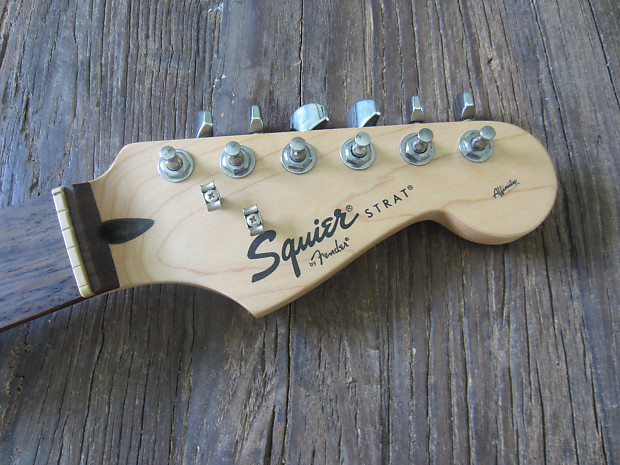 Squier strat outlet headstock