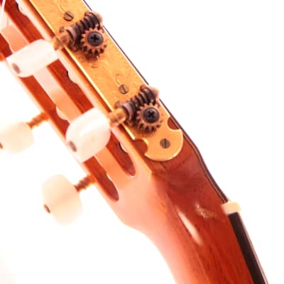 Manuel Caceres - sensational guitar by the Jose Ramirez luthier + Arcangel Fernandez partner + Video image 10