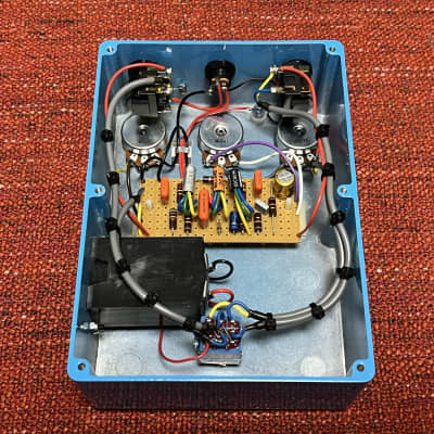 ギター D*A*M Fuzz Sound MKIV FS-75 Retro-Tone Junkie: D*A*M Fuzz Sound FS-75