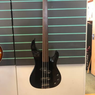 Aria Pro II Magna Series Black Fretless Bass | Reverb Canada