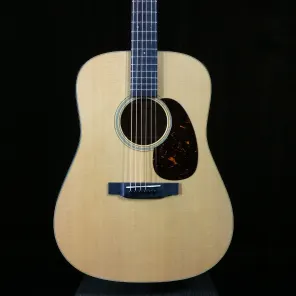 ギター Martin D-18e standard Martin D-18 Standard Street Legend Dreadnought Acoustic Guitar