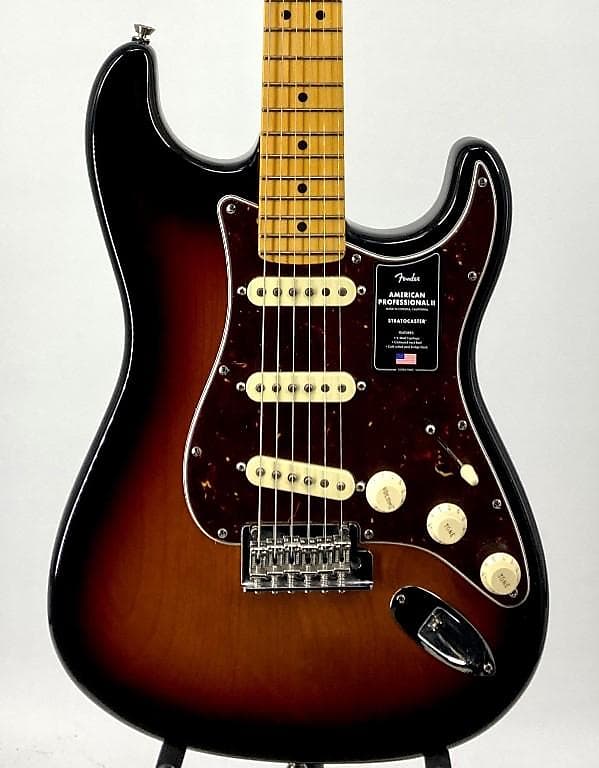 Fender American Professional II Stratocaster Maple Fingerboard Sunburst Ser#:US22005206 image 1