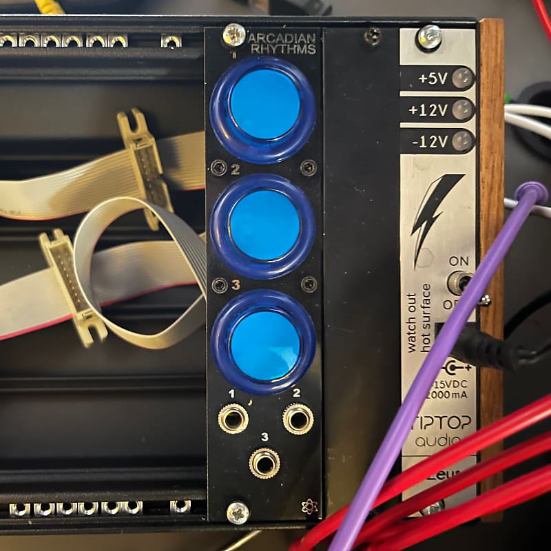 Ladik U-075 Dual Arcade Manual Gate And CV For Eurorack