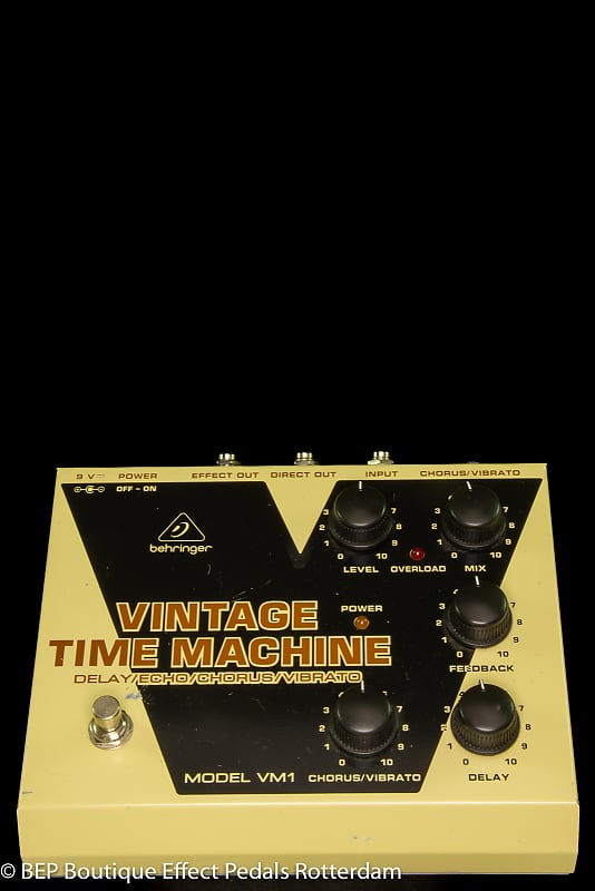 Behringer VM-1 Vintage Time Machine Delay Echo Chorus
