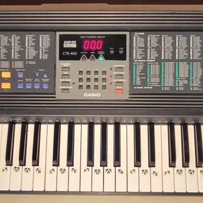 Casio CTK-650 full size 61 note touch sensitive keyboard Synthesizer very creative device