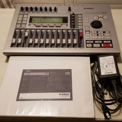 Yamaha AW16G Professional Audio Workstation 16-Track Digital Recorder