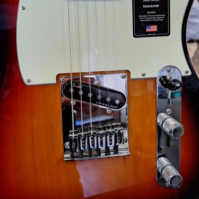 Fender American Ultra Telecaster with Maple Fretboard 2023 Ultraburst 7.33 pounds image 7