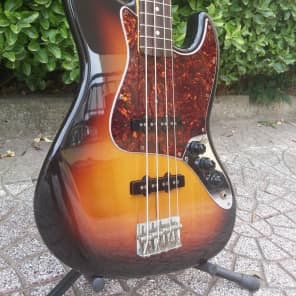 Squier Jazz Bass 1962 Reissue JV Japan Vintage Sunburst | Reverb