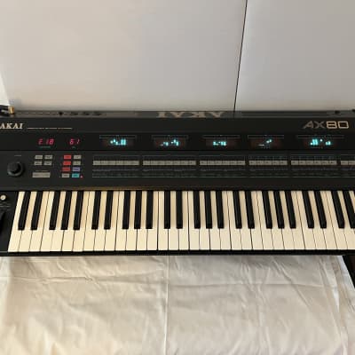 Akai AX80 Synthesizer 1980s - NEEDS REPAIR