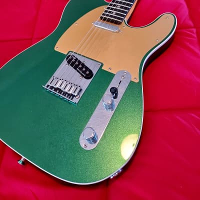 Fender American Ultra Telecaster Exclusive Mystic Pine American Ultra CME Exclusive 2021 - Mystic Pine image 2