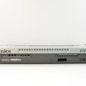 Technics KN7000 Professional Arranger Keyboard w/ Gig Bag image 8