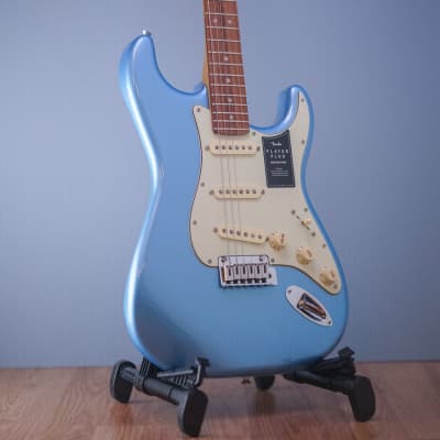 Fender Player Plus Stratocaster Opal Spark DEMO image 1
