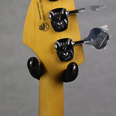 Fender American Professional II Jazz Bass Rosewood Fingerboard Miami Blue w/ Case image 8