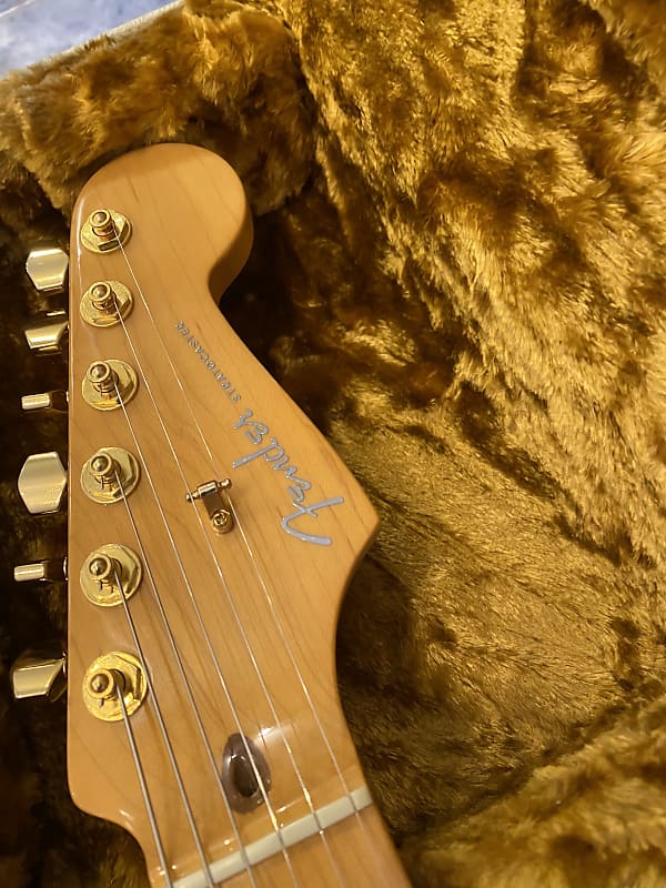 TRUSSOROCK on X: The guitars chords . @Fender @LouisVuitton   / X