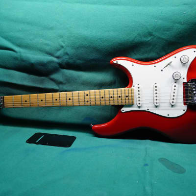 Peavey Falcon 1988 - Red with White pickguard for sale