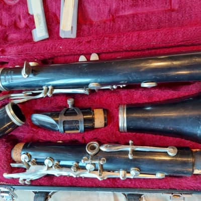 Jupiter SCL-631 Clarinet Black complete with case and reeds