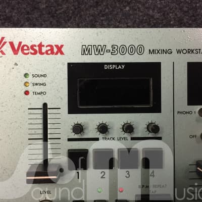 Vestax MW-3000 vintage DJ Mixer NOS - wood frame - mint green - rare image 2
